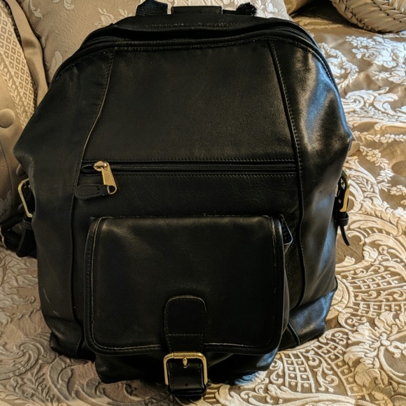 RARE FIND VINTAGE COACH LEATHER BACKPACK - Picture 2 of 9